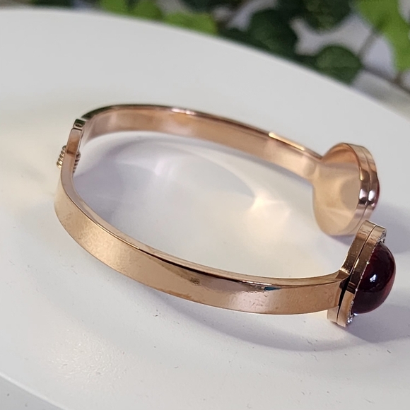Rose Gold Stainless steel Hinhe Open Cuff Bracelet with Red - Picture 4 of 7
